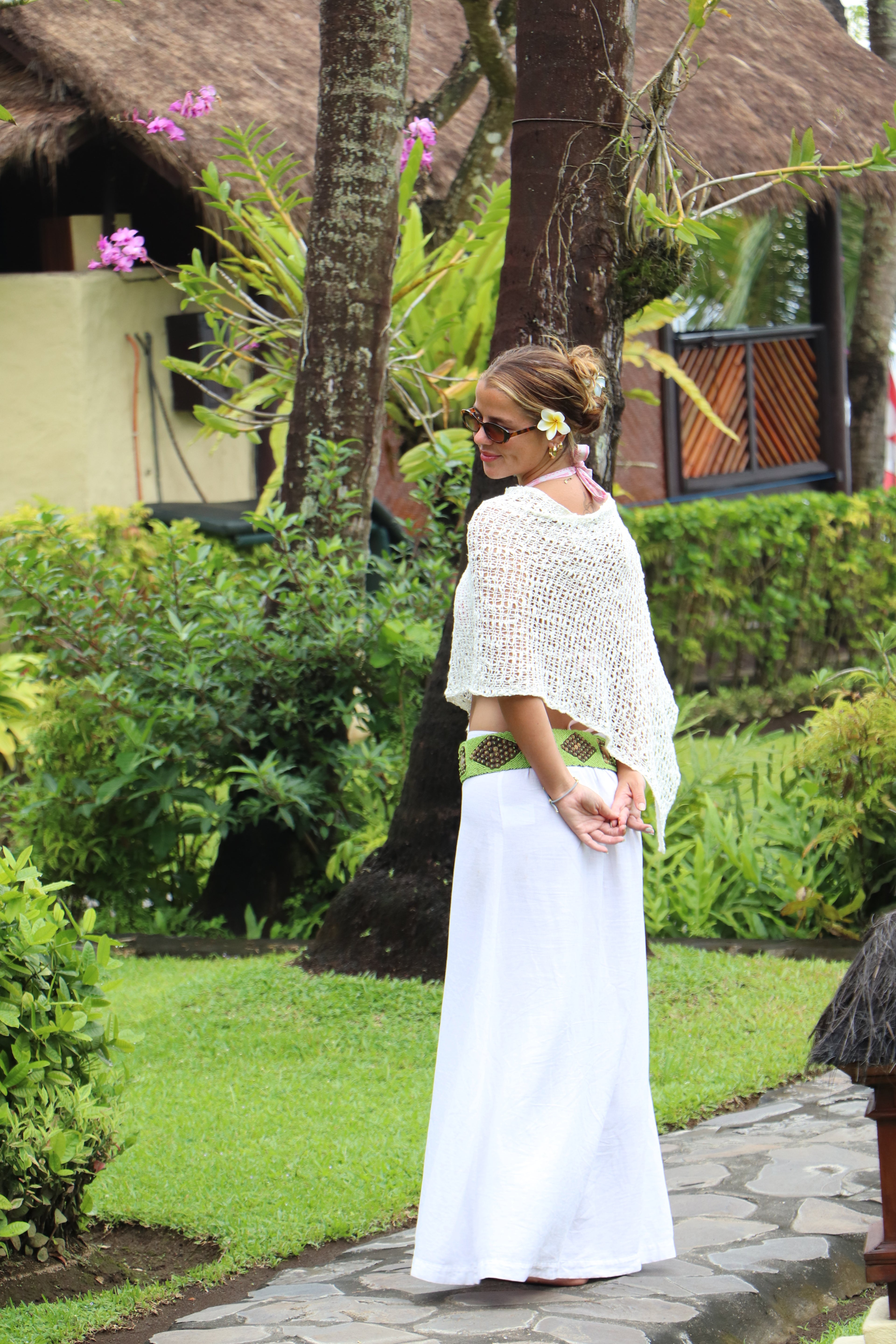 PANTAI KNIT WHITE